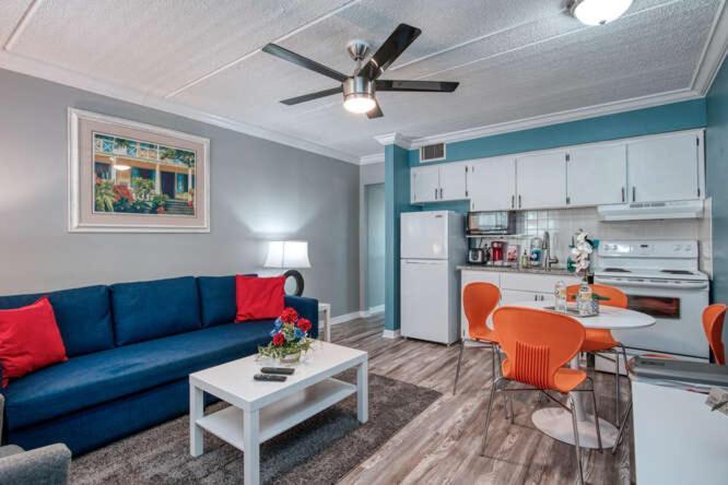 Sunset Beach Suites St. Pete Beach Exterior foto