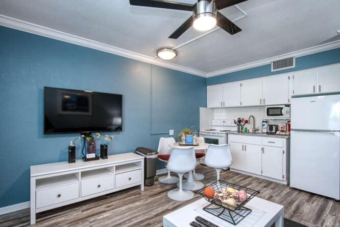 Sunset Beach Suites St. Pete Beach Exterior foto