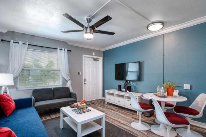 Sunset Beach Suites St. Pete Beach Exterior foto